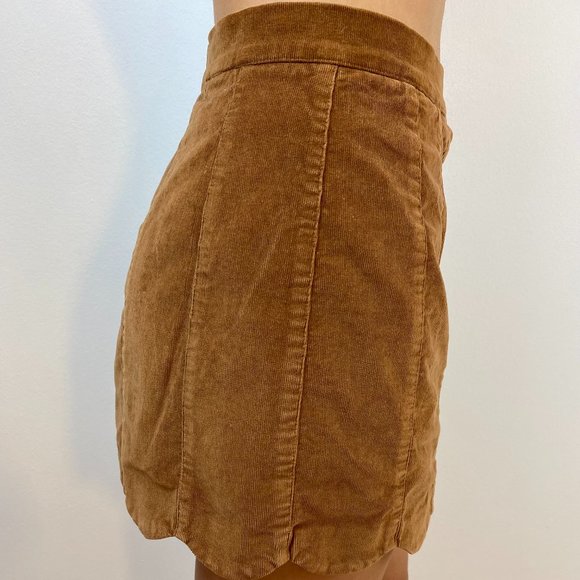 Kendall + Kylie Brown Corduroy Scallop Skirt - Picture 2 of 5